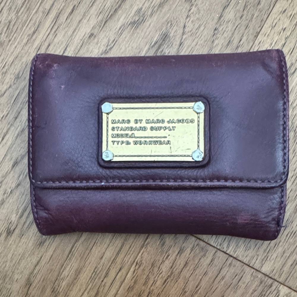 Marc Jacobs Burgundy Wallet with Gold Plate